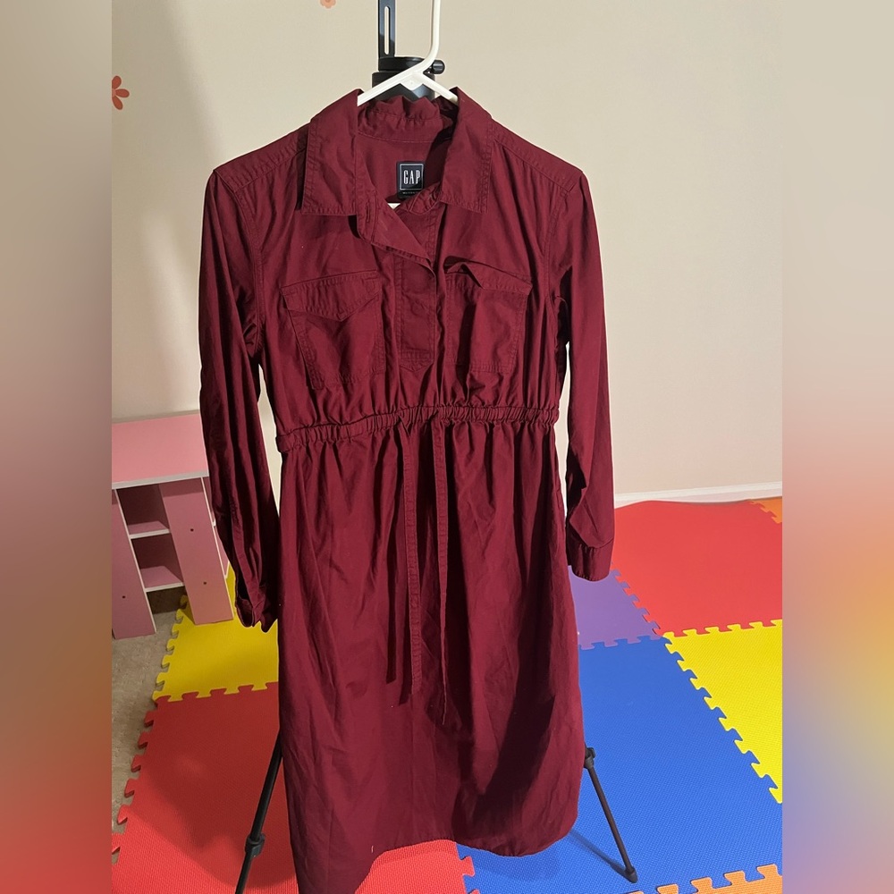 Gap maternity dress